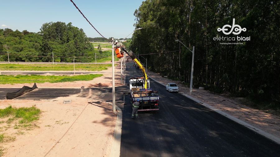 Rede de distribuição elétrica em loteamento